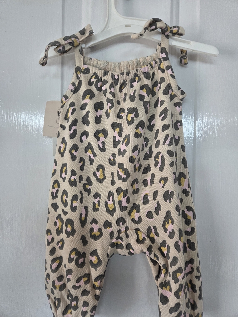 NWT Girl's Leopard Print Pink Romper newborn - Picture 4 of 6